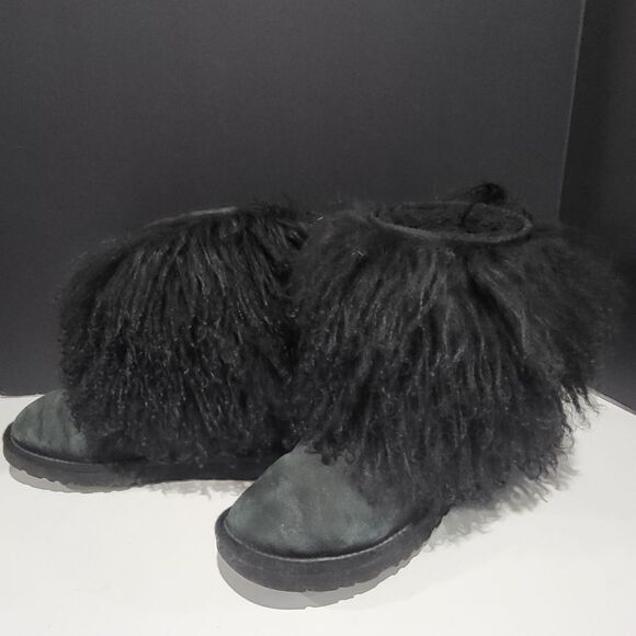 Ugg Green Faux Fur Short Winter Boots - Picture 1 of 10